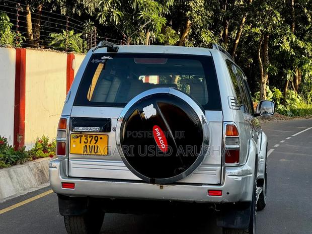 Toyota Land Cruiser Prado 2002 Silver