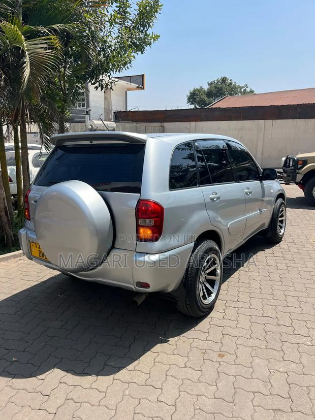 Toyota RAV4 2005 Silver