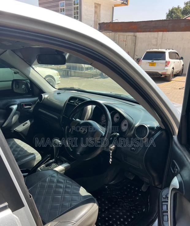 Toyota RAV4 2005 Silver