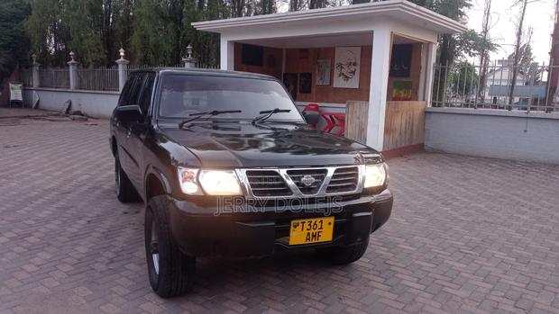 Nissan Patrol GR 1996 Black