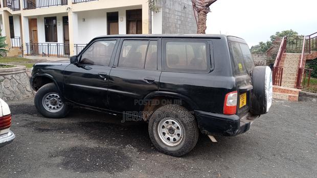 Nissan Patrol GR 1996 Black