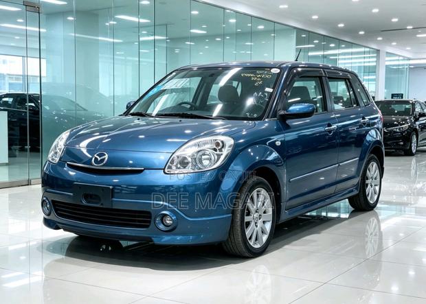 Mazda Verisa 2004 Blue