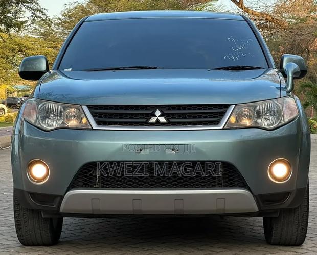 Mitsubishi Outlander 2005 Blue