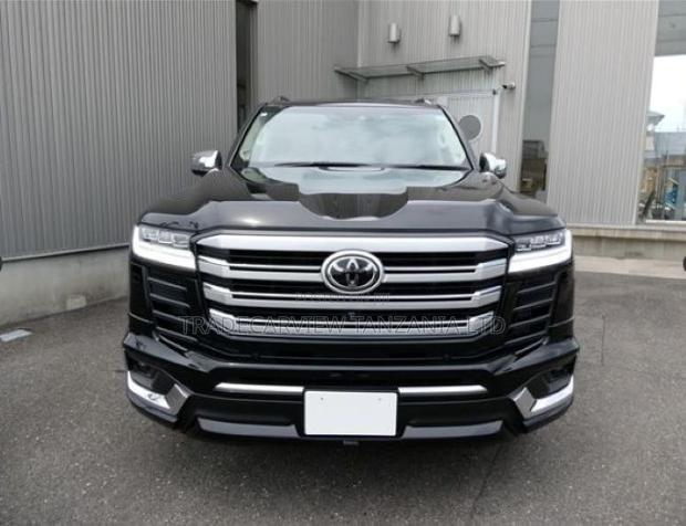 New Toyota Land Cruiser 2024 Black