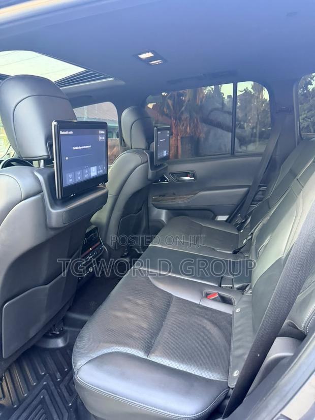 Toyota Land Cruiser 3.3 Diesel 4WD 2022 Gray