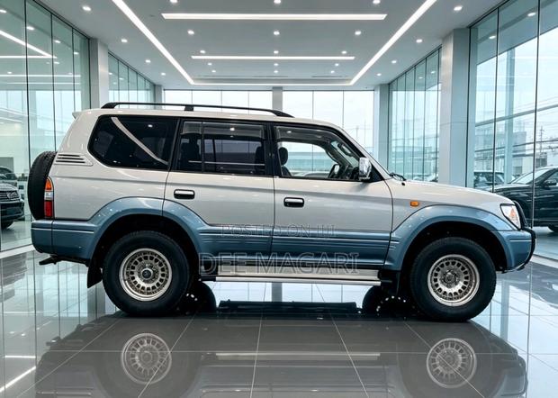 Toyota Land Cruiser Prado 1998 Silver