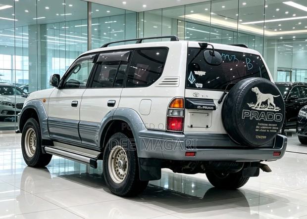 Toyota Land Cruiser Prado 1998 Silver