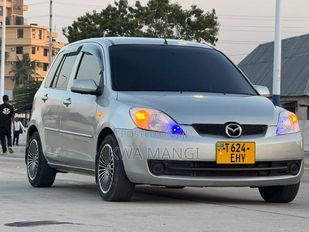 Mazda Demio 2008 Silver