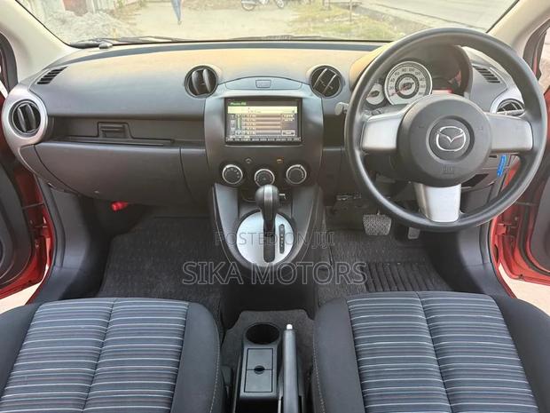 Mazda Demio 2009 Orange