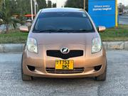 Toyota Vitz 2006 Brown for sale
