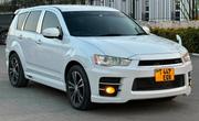 Mitsubishi Outlander 2012 White for sale
