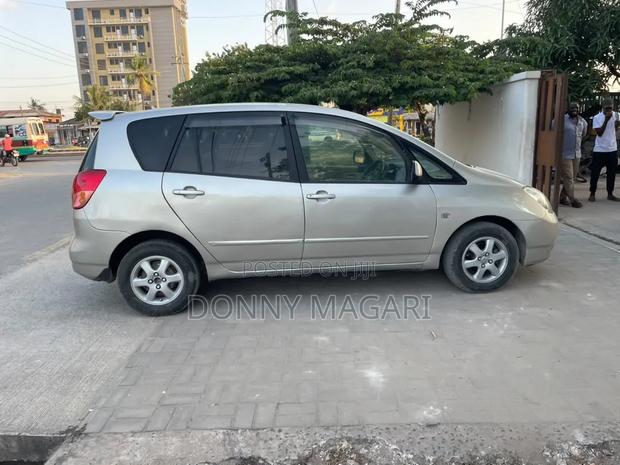 Toyota Corolla Spacio 2006 Silver