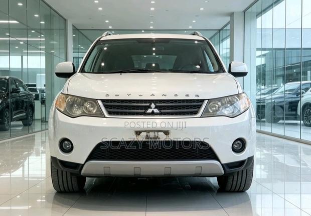 Mitsubishi Outlander 2009 White