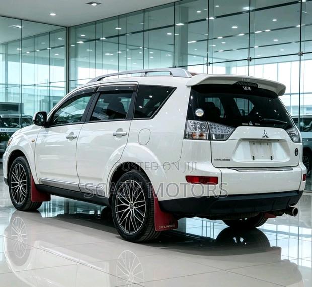 Mitsubishi Outlander 2009 White