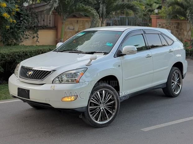 Toyota Harrier 2007 White