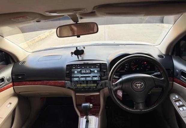 Toyota Premio 2004 Silver