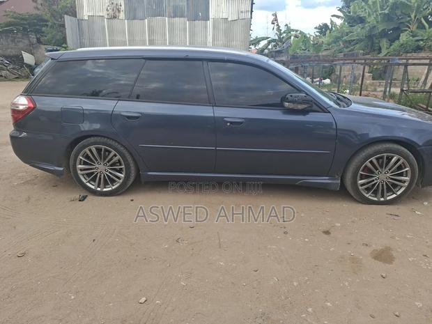 Subaru Legacy 2004 Blue
