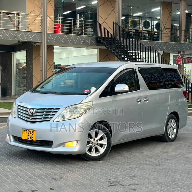 Toyota Alphard 2009 Silver