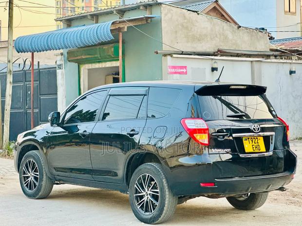 Toyota Vanguard 2009 Green