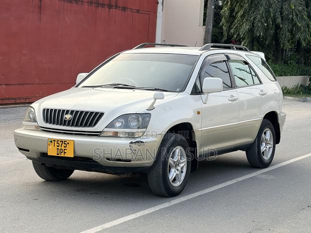 Toyota Harrier 2.2 16V 2003 Beige