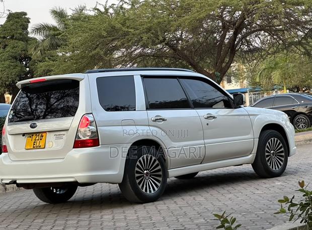 Subaru Forester 2006 White
