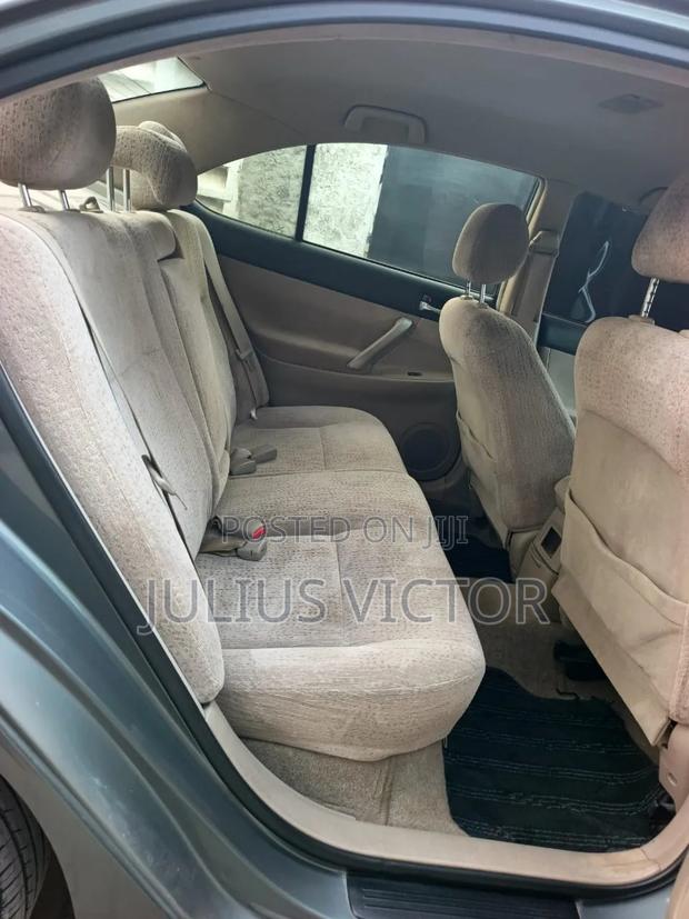 Toyota Premio 2004 Green