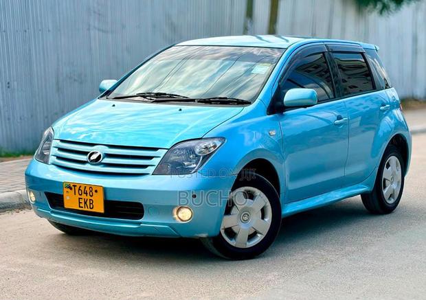 Toyota IST 2006 Blue