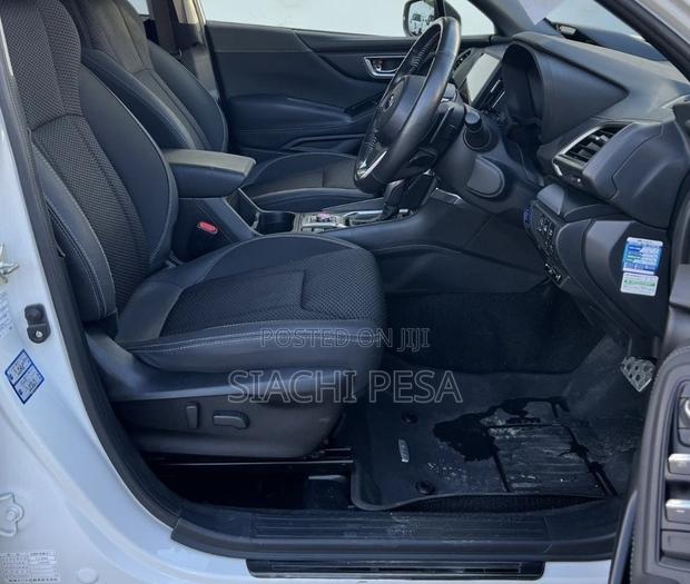 Subaru Forester 2019 White