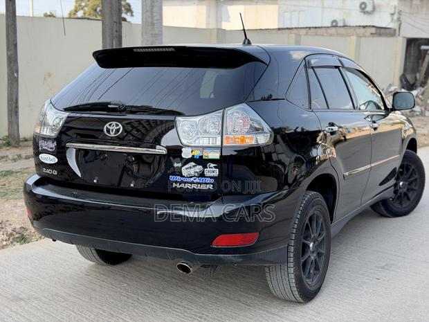 Toyota Harrier 2.4 2009 Black