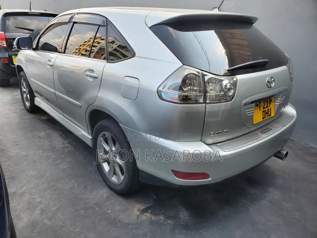Toyota Harrier 2006 Silver
