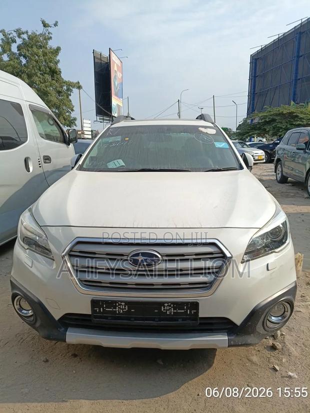 Subaru Outback 2016 White