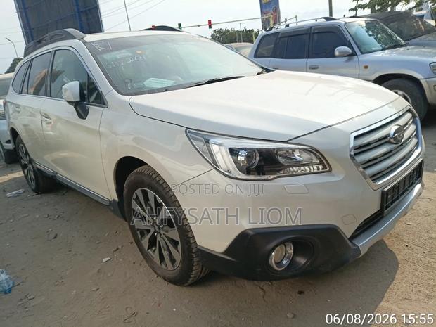 Subaru Outback 2016 White