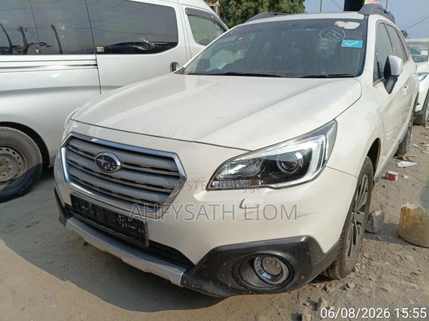 Subaru Outback 2016 White