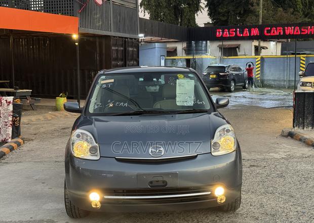 Mazda Verisa 2013 Gray