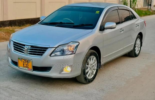 Toyota Premio 2010 Silver