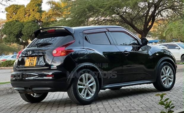 Nissan Juke 2012 Matt Black