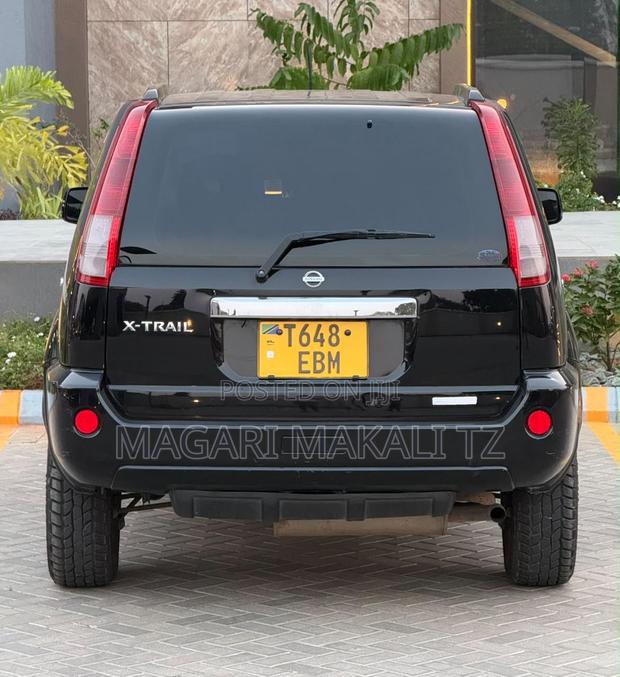 Nissan X-Trail 2.0 Automatic 2008 Black