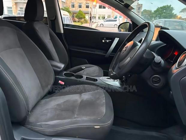 Nissan Dualis 2010 Silver