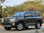 Toyota Land Cruiser 5.7 V8 2014 Gray for sale