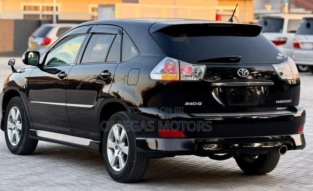 Toyota Harrier 2.4 2007 Black