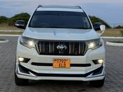 Toyota Land Cruiser Prado 2.7 2022 White for sale