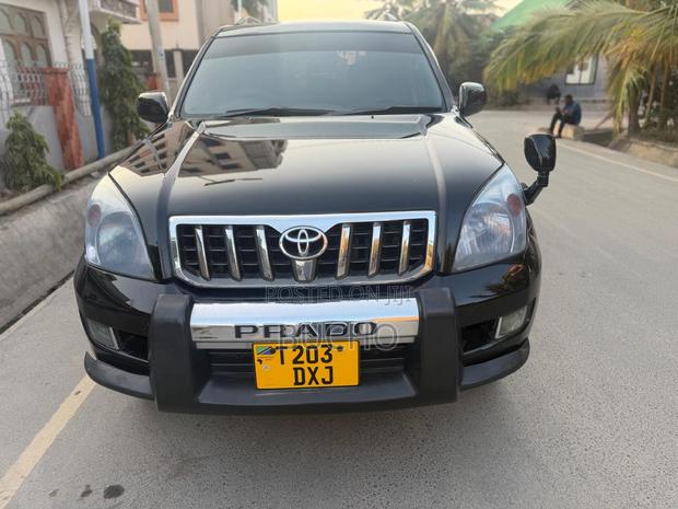 Toyota Land Cruiser Prado 2007 Black