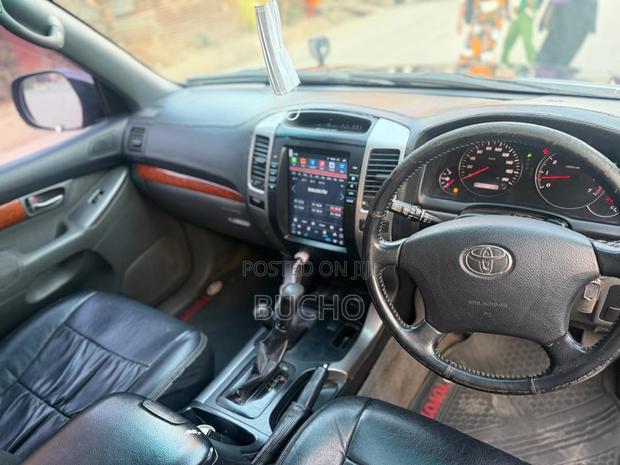 Toyota Land Cruiser Prado 2006 Black