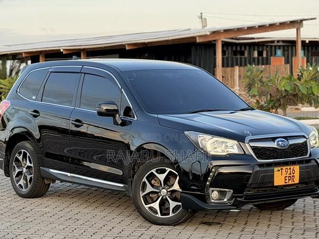 Subaru Forester 2.0XT Touring 4dr SUV AWD (2.0L 4cyl Turbo CVT) 2014