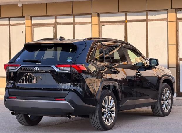 Toyota RAV4 2020 Black