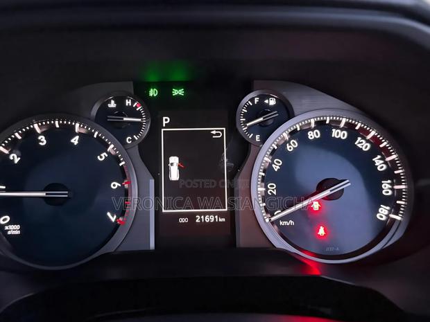 Toyota Land Cruiser Prado 2025 White