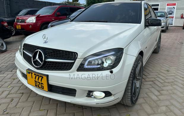 Mercedes-Benz CL 2010 White