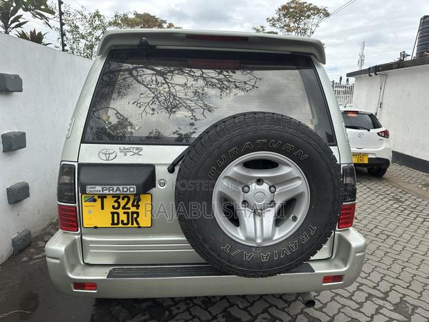Toyota Land Cruiser Prado 2.7 3dr 2002 Silver