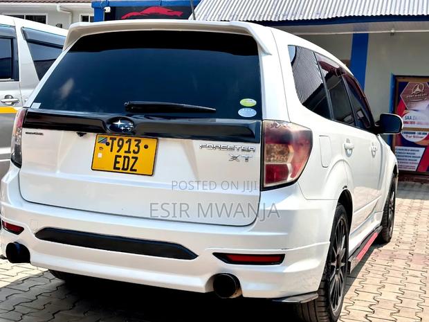 Subaru Forester 2009 White