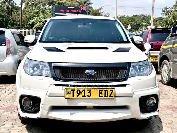 Subaru Forester 2009 White